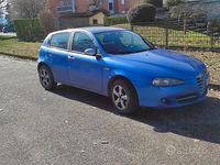 Usata Alfa Romeo 147 120 CV (88 kW) 2009 Blu Utilitaria