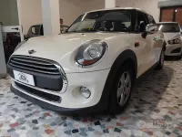 Usata Mini ONE 102 CV (75 kW) 2015 Beige Utilitaria