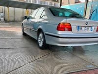 Usata BMW 520 150 CV (110 kW) 1999 Grigio Berlina