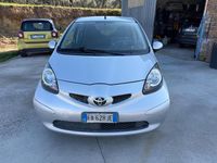 Usata Toyota Aygo 67 CV (49 kW) 2008 Argento Utilitaria