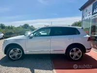 Usata VW Touareg Terrain Tech 262 CV (192 kW) 2015 Bianco SUV