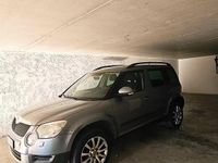 Usata Skoda Yeti Active 105 CV (77 kW) 2010 Grigio SUV
