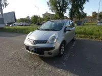 Usata Nissan Note 88 CV (64 kW) 2006 Argento Utilitaria