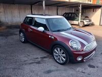 Usata Mini Cooper D 109 CV (80 kW) 2009 Rosso Utilitaria