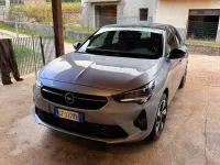 Usata Opel Corsa-e GS Line 100 kW (136 CV) 2021 Grigio Utilitaria
