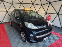 Usata Peugeot 107 54 CV (39 kW) 2010 Nero Utilitaria