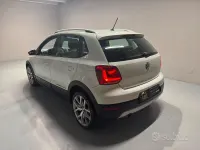 Usata VW Polo Cross 90 CV (66 kW) 2016 Bianco Utilitaria