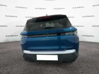 Usado Peugeot 5008 Allure 145 HP (106 kW) 2025 Azul SUV
