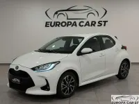 Usata Toyota Yaris Hybrid Trend 116 CV (85 kW) 2021 Bianco Utilitaria