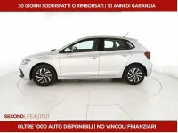 Usata VW Polo Style 95 CV (69 kW) 2023 Argento Utilitaria