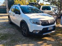 Usata Dacia Sandero Stepway 90 CV (66 kW) 2018 Bianco Berlina