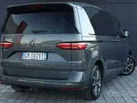 Usata VW Multivan Life 150 CV (110 kW) 2023 Grigio Monovolume