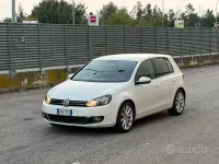 Usata VW Golf VII 105 CV (77 kW) 2012 Bianco Berlina