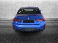 Usata BMW 318 M Sport 156 CV (114 kW) 2024 Marrone perlato Berlina