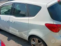Usata Opel Meriva 120 CV (88 kW) 2014 Bianco Monovolume