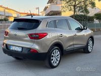 Second-hand Renault Kadjar Zen 110 CP (80 kW) 2016 Galben SUV