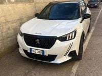 Usata Peugeot 2008 GT-line 130 CV (95 kW) 2021 Bianco SUV