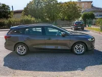 Usata Ford Focus 120 CV (88 kW) 2022 Grigio Station wagon