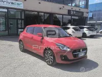 Usata Suzuki Swift 83 CV (61 kW) 2020 Rosso Utilitaria