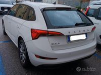 Usata Skoda Scala Ambition 90 CV (66 kW) 2021 Bianco Utilitaria
