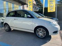 Usata Lancia Ypsilon 60 CV (44 kW) 2009 Bianco Utilitaria