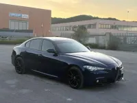 Usata Alfa Romeo Giulia Super 150 CV (110 kW) 2017 Blu Berlina