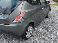 Usata Lancia Ypsilon 95 CV (69 kW) 2011 Grigio Utilitaria