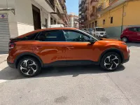 Usata Citroën C4 Shine 131 CV (96 kW) 2022 Arancione Berlina
