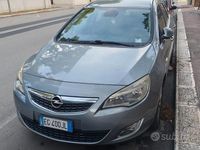 Usata Opel Astra 110 CV (80 kW) 2011 Grigio Station wagon