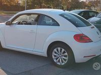 Usata VW Beetle 104 CV (76 kW) 2014 Bianco Utilitaria