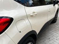 Usata Renault Captur 90 CV (66 kW) 2017 Beige SUV