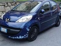 Usata Peugeot 107 68 CV (50 kW) 2006 Utilitaria