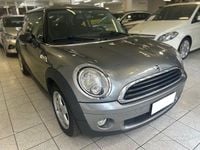 Usata Mini ONE 75 CV (55 kW) 2010 Grigio metallizzato Utilitaria