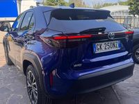 Usata Toyota Yaris Hybrid Lounge 92 CV (67 kW) 2022 Blu Station wagon