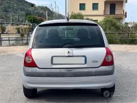 Usata Renault Clio II 65 CV (47 kW) 2003 Grigio Berlina