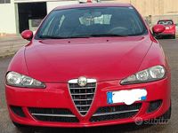 Usata Alfa Romeo 147 120 CV (88 kW) 2009 Rosso Utilitaria