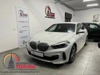 Usado BMW 118 M Sport 136 HP (100 kW) 2023 Branco Citadino