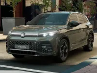 Nuova VW Tiguan R-line Plus 150 CV (110 kW) 2026 Velvet green metallizzato SUV