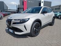 Usata Alfa Romeo Junior 145 CV (106 kW) 2025 Beige SUV