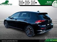 Usata VW Golf VIII Life 200 CV (147 kW) 2022 Nero metallizzato Berlina