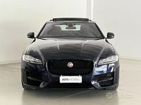 Usata Jaguar XF R-Sport 180 CV (132 kW) 2016 Blu Berlina
