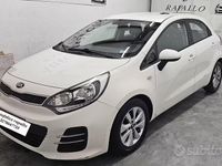 Usata Kia Rio Active 84 CV (61 kW) 2016 Bianco Utilitaria