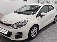 Usado Kia Rio Active 85 CV (62 kW) 2016 Blanco Utilitario
