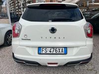 Gebraucht SsangYong Tivoli 116 PS (85 kW) 2019 Weiß SUV