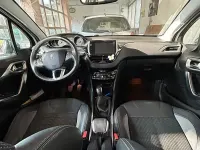 Usata Peugeot 2008 Allure 92 CV (67 kW) 2014 Bianco SUV