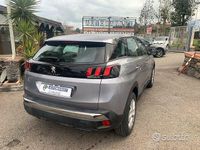 Usata Peugeot 3008 Business-Line 119 CV (87 kW) 2018 Grigio SUV