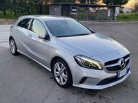 Usata Mercedes A180 109 CV (80 kW) 2018 Argento Berlina