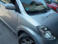 Usata Daihatsu Sirion 91 CV (66 kW) 2009 Grigio Utilitaria