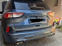 Usata Ford Kuga 120 CV (88 kW) 2022 Blu SUV