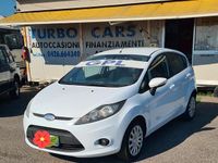Usata Ford Fiesta 96 CV (70 kW) 2009 Bianco Utilitaria